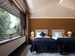 LA MAISON . View Resort