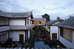 LA MAISON . View Resort