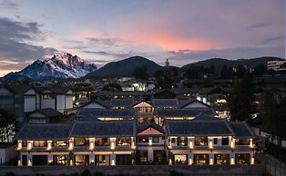 LA MAISON . View Resort