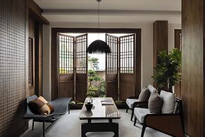 LA MAISON . View Resort