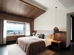 LA MAISON . View Resort