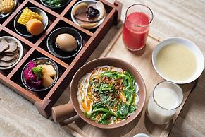 LA MAISON . View Resort