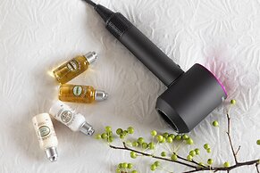 LA MAISON . View Resort