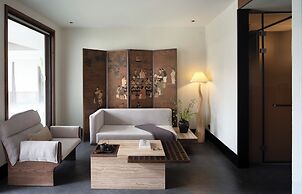 LA MAISON . View Resort