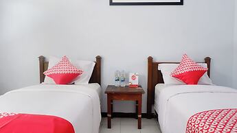 Hotel O Arjosari Near Plaza Araya Formerly Hotel Nugraha