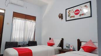 Hotel O Arjosari Near Plaza Araya Formerly Hotel Nugraha