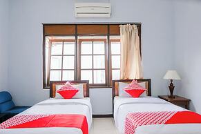 Hotel O Arjosari Near Plaza Araya Formerly Hotel Nugraha