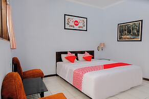 Hotel O Arjosari Near Plaza Araya Formerly Hotel Nugraha