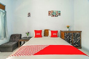 Hotel O Arjosari Near Plaza Araya Formerly Hotel Nugraha