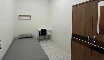 OYO 94206 Pondok Zalsha