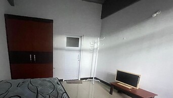 OYO 94206 Pondok Zalsha