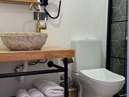 Abelia Mansion Hotel