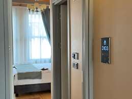 Abelia Mansion Hotel