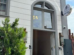 Abelia Mansion Hotel