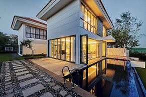 Danang Private Swimming Pool Villa