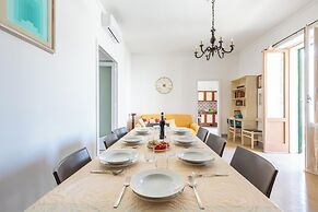 4086 Maison Malù by Barbarhouse