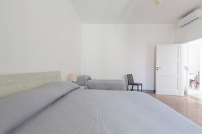 4086 Maison Malù by Barbarhouse