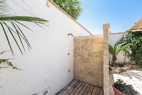 4047 Piccola Perla by Barbarhouse