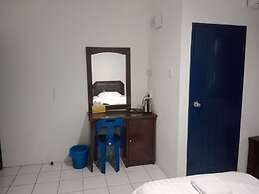 OYO 91033 Vaigan Hotel