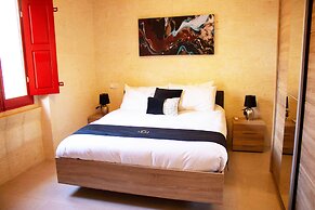 Kenn Gozitan Villa and Pool