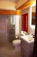 Kenn Gozitan Villa and Pool