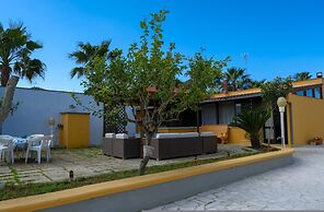 Villa Oasi al Mare Near the sea With Pool