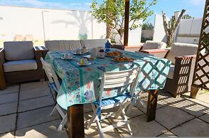 Villa Oasi al Mare Near the sea With Pool