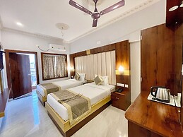 Hotel A One Lagoon - Puri near Sea Beach