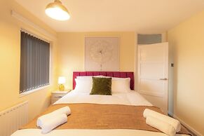 Charming Three Bedroom House in Birmingham