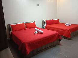 OYO 91040 Hotel Ezi Inn