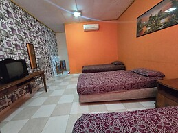 OYO 91042 Kamal Guest House Marang