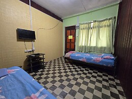 OYO 91042 Kamal Guest House Marang