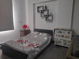Inviting 1-bed Apartment in Dbayeh