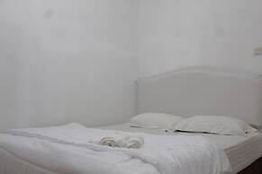 Asyoka Residence By Key Room