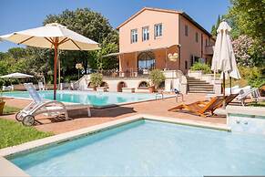 Tricolle Villa con Piscina