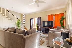 Luxury 2 Bedroom Jamaican Townhouse Ocho Rios