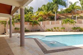 Luxury 2 Bedroom Jamaican Townhouse Ocho Rios