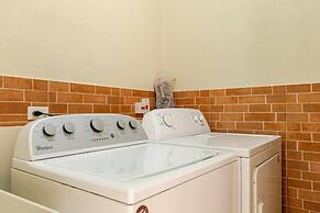 Luxury 2 Bedroom Jamaican Townhouse Ocho Rios