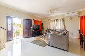 Luxury 2 Bedroom Jamaican Townhouse Ocho Rios