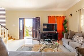 Luxury 2 Bedroom Jamaican Townhouse Ocho Rios