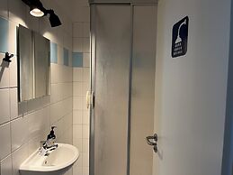 Blue Doors Hostel Altstadt