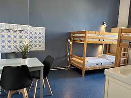 Blue Doors Hostel Altstadt