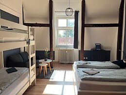 Blue Doors Hostel Altstadt