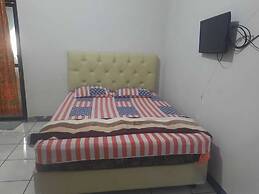 OYO 94212 Home Stay Syariah Annur