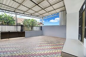 OYO 94218 MIOXIO Syariah Kost