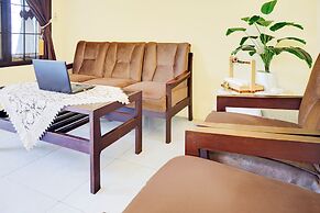 OYO 94218 MIOXIO Syariah Kost