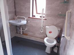 Chalet in Romney Sands With Disabled Access