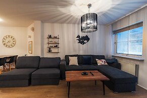 Hafnarstræti 100, Downtown Apartment