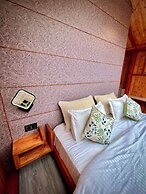 Glass Cabins & Cafe by Urban Monk