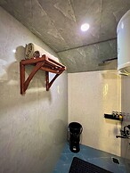 Glass Cabins & Cafe by Urban Monk